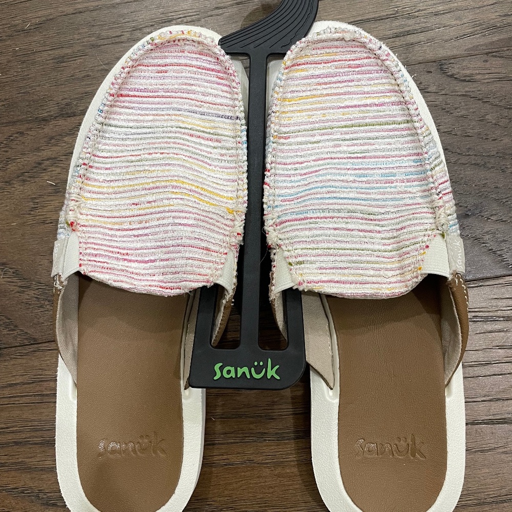 Sanuk Slides 7